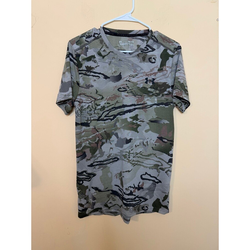 Men’s under armour heatgear shirt size small